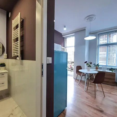 Moniuszki Studio 3 With Balcony & Sofa Bed Apartamento Bytom
