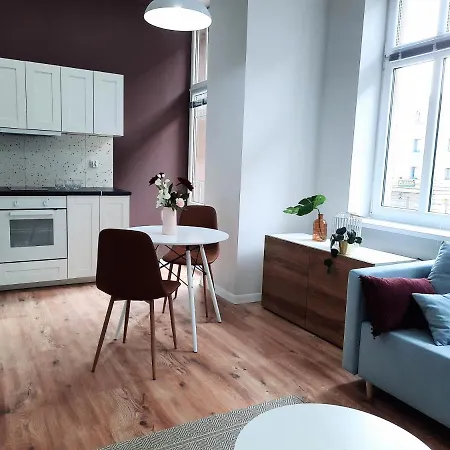 Moniuszki Studio 3 With Balcony & Sofa Bed Apartamento Bytom